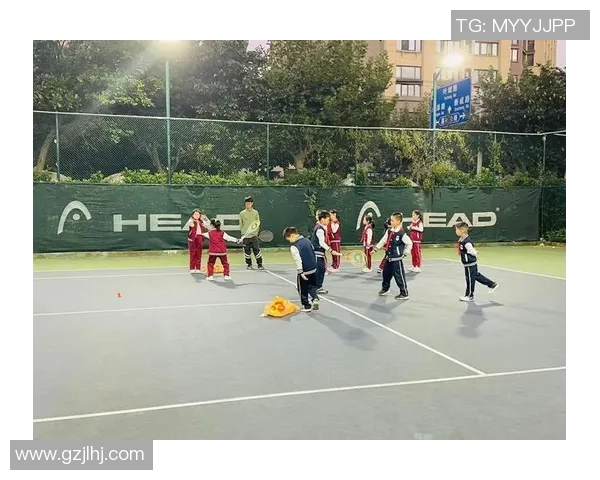 杭州网球队在选拔赛中的灵活性展现与战术分析